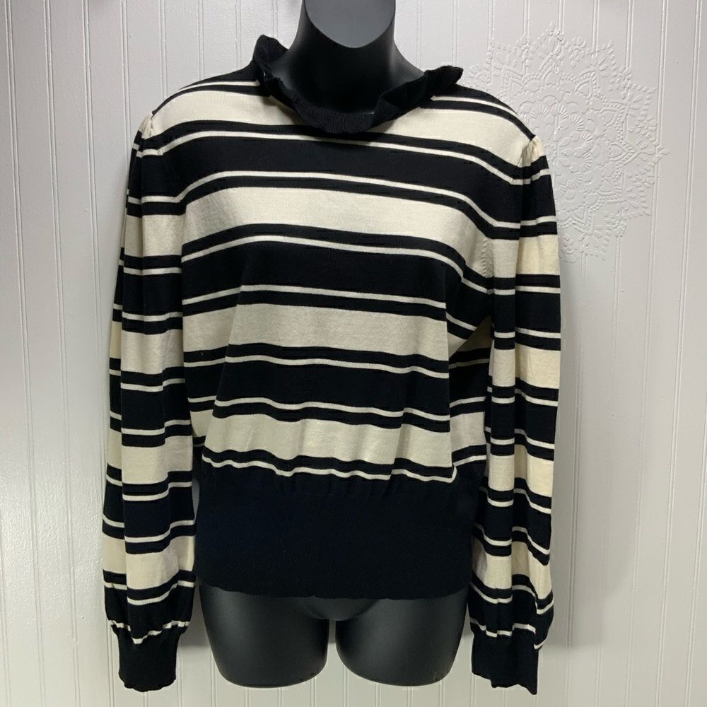WHO WHAT WEAR Sweater 
